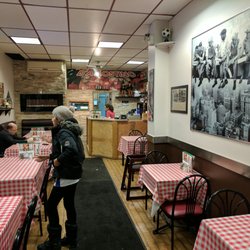 Dagostino Pizza - Simple small Mom and Pop location in a strip mall
