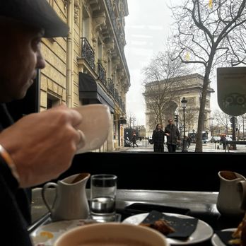 Café de Paris - Brasseries Near Me - Paris, 75 Café de Paris - Brasseries Near Me - Paris, 75