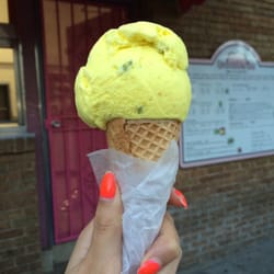 Tootsies - Saffron pistachio with sugar cone $2.50