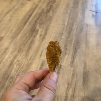 Paisano's Pizza Grill - Bro I've seen peanuts bigger than this chicken wing. - Pizza Near Me - Charleston, South Carolina Paisano's Pizza Grill - Bro I've seen peanuts bigger than this chicken wing. - Pizza Near Me - Charleston, South Carolina