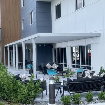 Towneplace Suites by Marriott - Patio lounge - Hotels Near Me - Cape Canaveral, Florida
