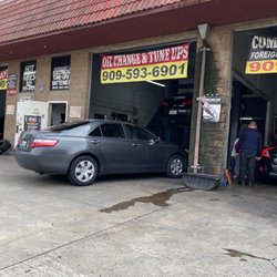 Hot Tires Auto Repair - Store front