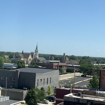 Hotel Retlaw - Beautiful FdL from 6th floor room - Hotels Near Me - Fond du Lac, Wisconsin Hotel Retlaw - Beautiful FdL from 6th floor room - Hotels Near Me - Fond du Lac, Wisconsin