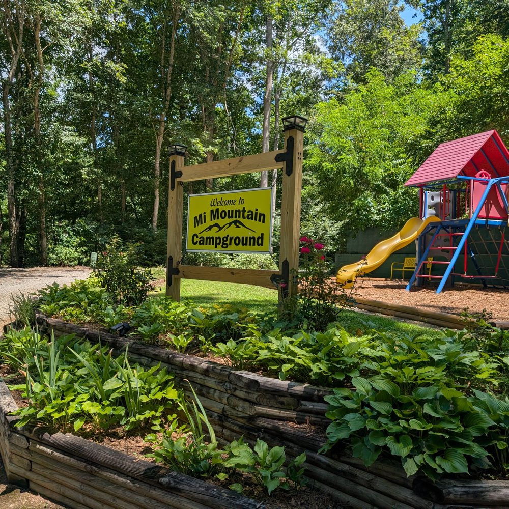 Mi Mountain Campground - Campground entrance - Campgrounds Near Me - Franklin, North Carolina Mi Mountain Campground - Campground entrance - Campgrounds Near Me - Franklin, North Carolina