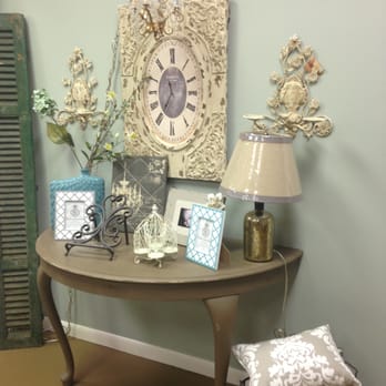 Metal & Petals - Home Decor Near Me - Hendersonville, Tennessee Metal & Petals - Home Decor Near Me - Hendersonville, Tennessee