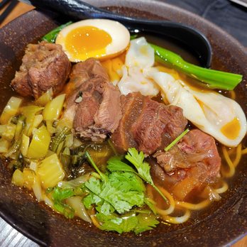 Aya Beef Noodle House - Deluxe beef noodle soup - Taiwanese Near Me - Richmond, British Columbia