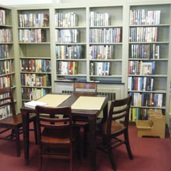 Pontiac Free Library Assn - Nice little library