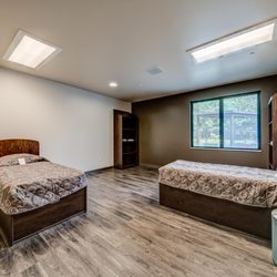 Rainier Springs - Patient Room