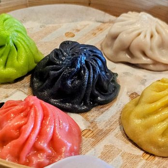 Ugly Dumpling - Edison, NJ - Sampler - pork, pork & crab, chicken, pork shrimp spinach, pork truffle - Chinese Near Me - Edison, New Jersey