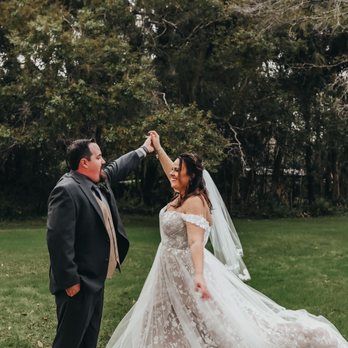Bacio Bacio Bridal Salon - Bridal Near Me - Wellington, Florida