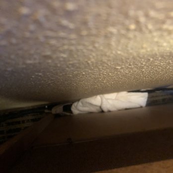 Quality Inn - Dirty towel behind tv that my dog sniffed out. - Hotels Near Me - Carrollton, Georgia Quality Inn - Dirty towel behind tv that my dog sniffed out. - Hotels Near Me - Carrollton, Georgia