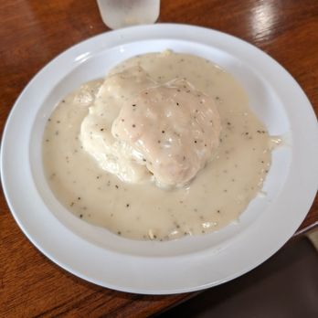 Country Kitchen Bar & Grill - Biscuit and gravy - Seafood Near Me - Bakersfield, California Country Kitchen Bar & Grill - Biscuit and gravy - Seafood Near Me - Bakersfield, California