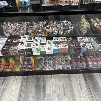 SMOKER ZONE - Updated June 2026 - 16 Photos - 8927 Old State Rd, Columbus,  Ohio - Tobacco Shops - Phone Number