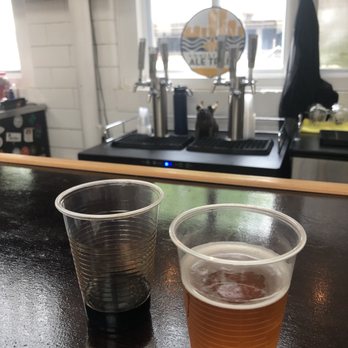 Butchertown Brewing - Bar area - Brewpubs Near Me - Louisville, Kentucky