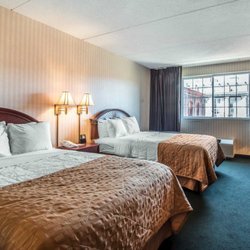 Clarion Hotel - Downtown - University Area