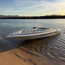 Jet Boat Performance - Carrera 20.5 Elite.