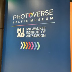 Photoverse Selfie Museum