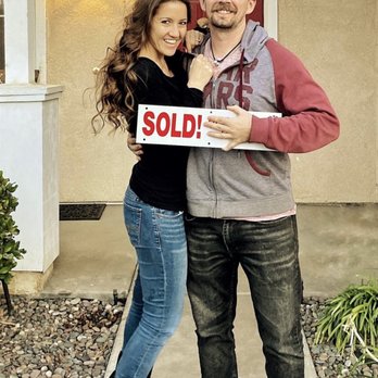 Steve Senden - Century 21 Select Real Estate - My husband and I getting our keys! - Real Estate Agents Near Me - Manteca, California Steve Senden - Century 21 Select Real Estate - My husband and I getting our keys! - Real Estate Agents Near Me - Manteca, California