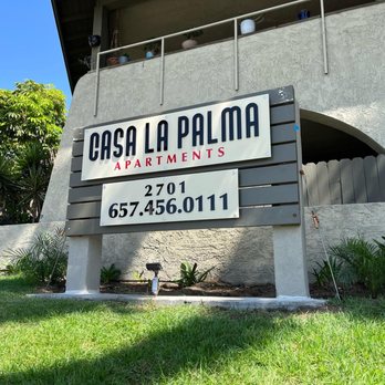 Steven Talavera Design - A modern looking Monument for an apartment building in Orange County. - Graphic Design Near Me Steven Talavera Design - A modern looking Monument for an apartment building in Orange County. - Graphic Design Near Me