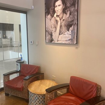 Stella Nova - two chairs and a table in a waiting room - Coffee & Tea Near Me - Oklahoma City, Oklahoma Stella Nova - two chairs and a table in a waiting room - Coffee & Tea Near Me - Oklahoma City, Oklahoma