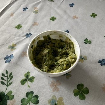 A Mi Manera - Guacamole - Mexican Near Me - Palatine, Illinois
