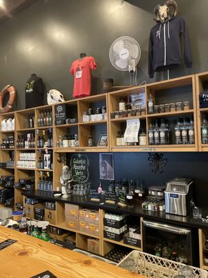 Pilot House Distilling by null