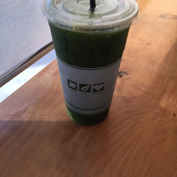 7 Leaves Cafe - Large Matcha Green Tea - Coffee & Tea Near Me - Irvine, California