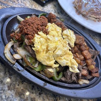 Ma' Luz - Steak skillet - Mexican Near Me - Charlotte, North Carolina Ma' Luz - Steak skillet - Mexican Near Me - Charlotte, North Carolina