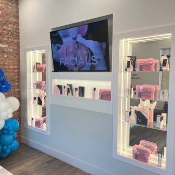 LaserAway - Waiting room - Medical Spas Near Me - Bakersfield, California LaserAway - Waiting room - Medical Spas Near Me - Bakersfield, California