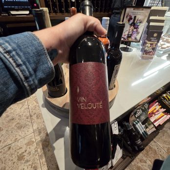 Cooper’s Hawk Winery & Restaurant - American Near Me - Jacksonville, Florida