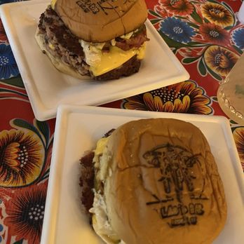 Lao’d Bar - Smashburgers - Cocktail Bars Near Me - Austin, Texas
