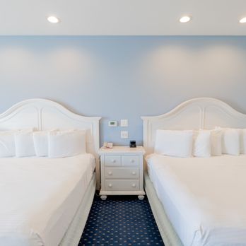 Norseman Resort On the Beach - Beach Street Two King Beds Room 421 - Resorts Near Me - Ogunquit, Maine