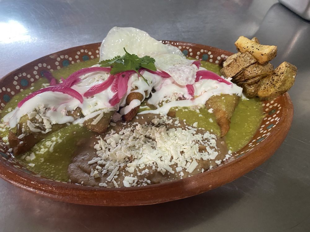 Casa De los Chilaquiles