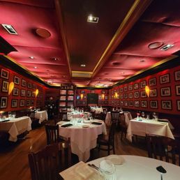 club a steakhouse nyc dress code Curious about code. Is a jacket or sports coat required for the gentlemen? — A Wine Height:169-179 cm (5'6.5