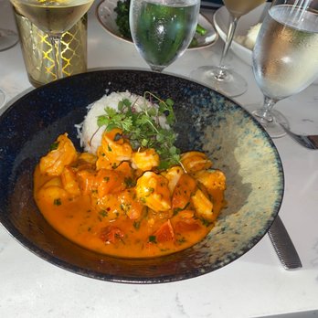 The Drake - Sautéed shrimp with jasmine rice! - Bars Near Me - Laguna Beach, California The Drake - Sautéed shrimp with jasmine rice! - Bars Near Me - Laguna Beach, California