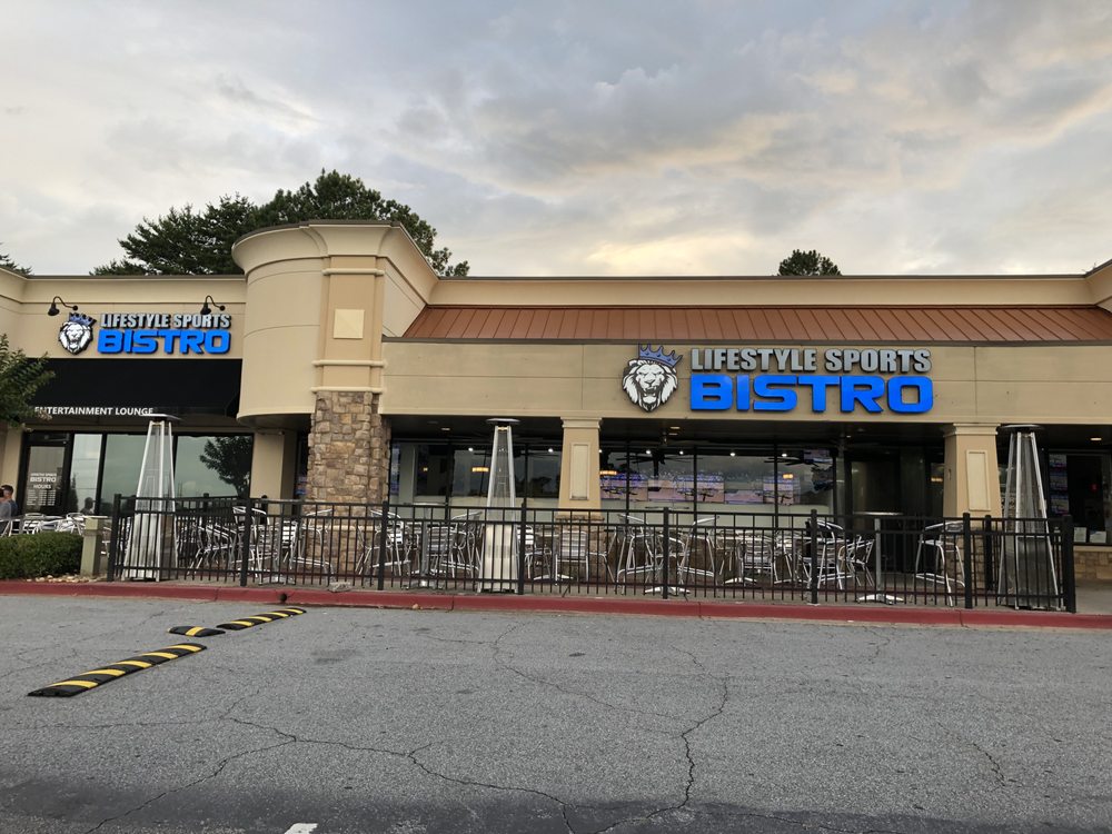 LIFESTYLE SPORTS BISTRO Updated October 2024 24 Photos & 12 Reviews