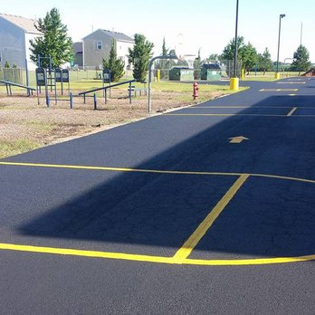 Mr. B's Sealcoating - striping basketball and hop skotch squares - Masonry/Concrete Near Me
