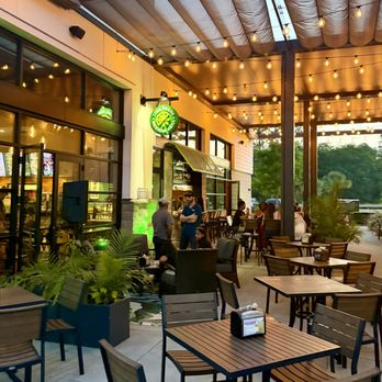 Lime Fresh Mexican Grill - A warm inviting patio with real plants and cool vibes - Mexican Near Me - Orlando, Florida Lime Fresh Mexican Grill - A warm inviting patio with real plants and cool vibes - Mexican Near Me - Orlando, Florida