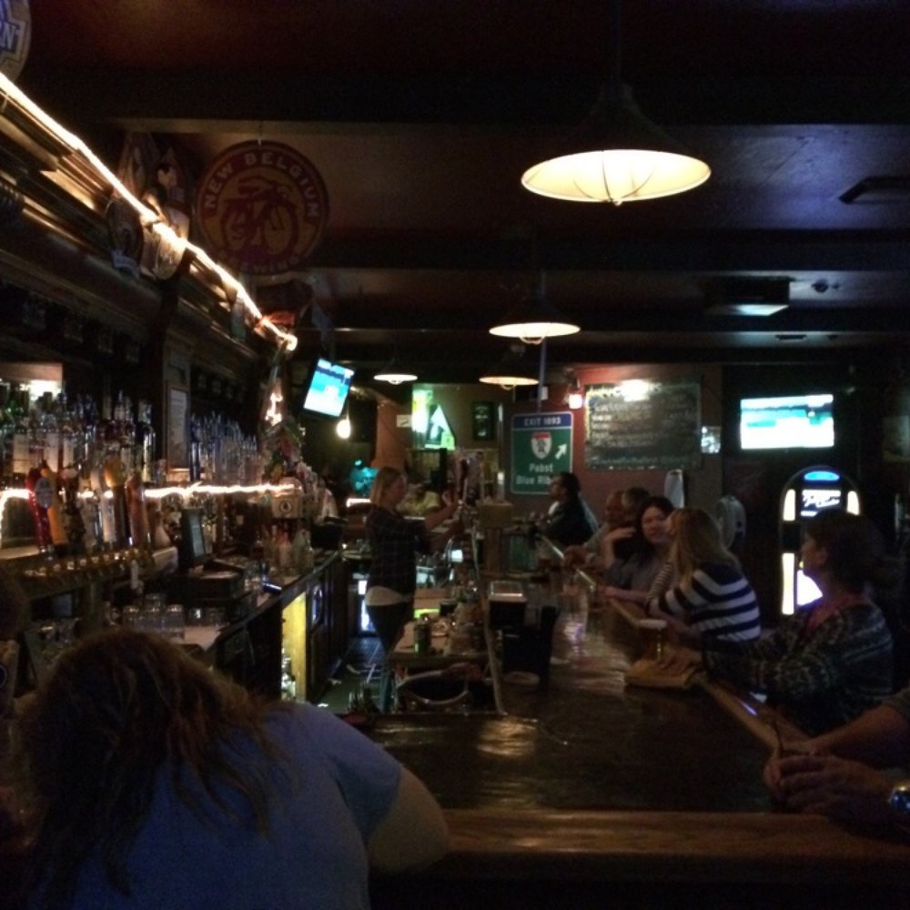 Cooper's - people sitting at a bar - Nightlife Near Me - Nevada City, California Cooper's - people sitting at a bar - Nightlife Near Me - Nevada City, California