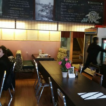 I Kyu Noodles - Inside - Chinese Near Me - Victoria, British Columbia I Kyu Noodles - Inside - Chinese Near Me - Victoria, British Columbia