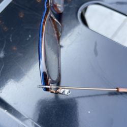 M & M Jewelers - Broken eyeglass after repair.