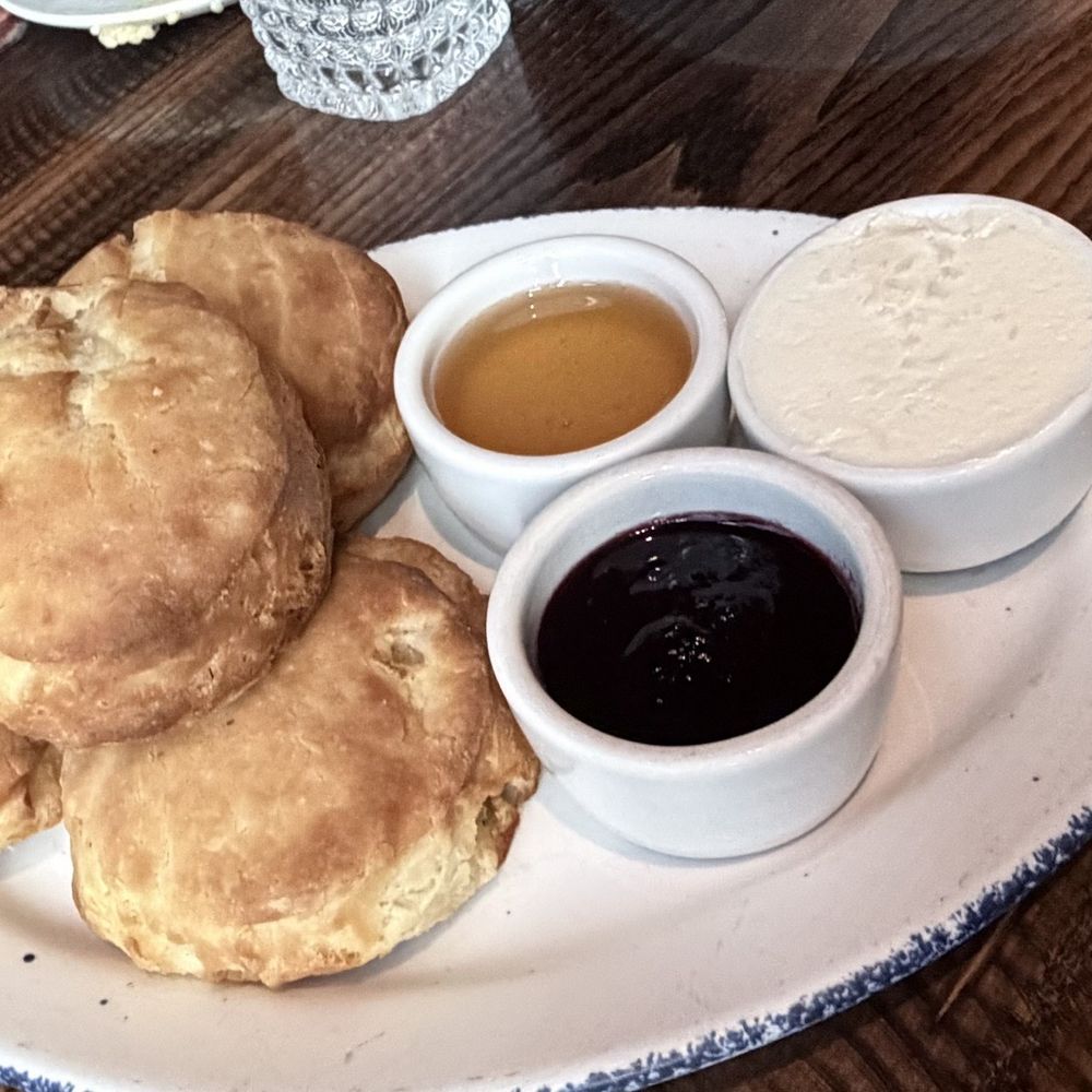 Fixe Austin's Southern House - Fixe Biscuits - Southern Near Me - Austin, Texas Fixe Austin's Southern House - Fixe Biscuits - Southern Near Me - Austin, Texas