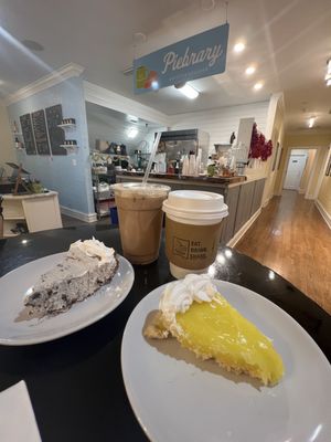 Midtown Reader & the Piebrary by null