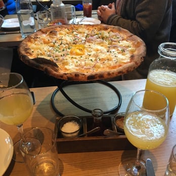 Via 13 - Cacio e pepe pizza, delicious! - Italian Near Me - New York, New York Via 13 - Cacio e pepe pizza, delicious! - Italian Near Me - New York, New York