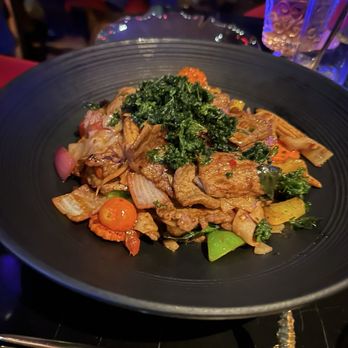 MaKiin - Flavorful Drunken Adventure - Thai Near Me - Houston, Texas