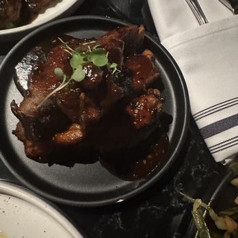 APT 4B - Tamarind Glazed Short Rib - Lounges Near Me - Atlanta, Georgia