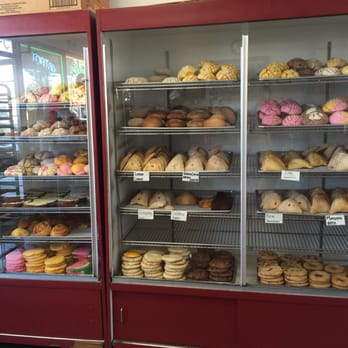 Bakery Del Bajio - The bread was good but not fresh. I came early like around 8a.m but bakery's should always have fresh bread. - Bakeries Near Me - Ontario, California Bakery Del Bajio - The bread was good but not fresh. I came early like around 8a.m but bakery's should always have fresh bread. - Bakeries Near Me - Ontario, California