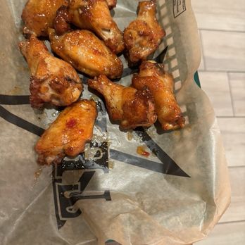 Gumby's Pizza - Wings-Chili flavor - Pizza Near Me - San Marcos, Texas Gumby's Pizza - Wings-Chili flavor - Pizza Near Me - San Marcos, Texas