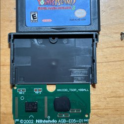 Astro Game - Kim's 2nd fake GBA game. Nintendo logo is also misspelled and wrong font.