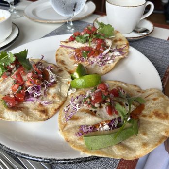 Merriman's - Fish taco - Hawaiian Near Me - Kamuela, Hawaii
